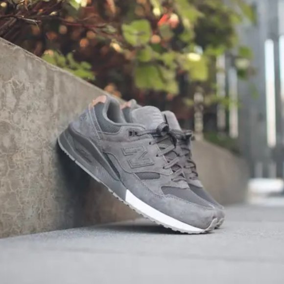 SOLD - New Balance 530 Premium 'Grey Suede' - Picture 2 of 9